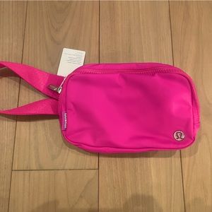 Lululemon Sonic Pink Everywhere Belt Bag! BNWT